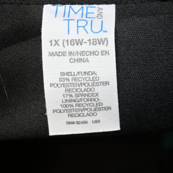 NWT Time and Tru Swimsuit Top - Picture 6 of 7